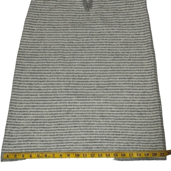 NWT J. Crew Striped Sweater Skirt in Soft Yarn Gray Ivory Size M - Picture 5 of 9